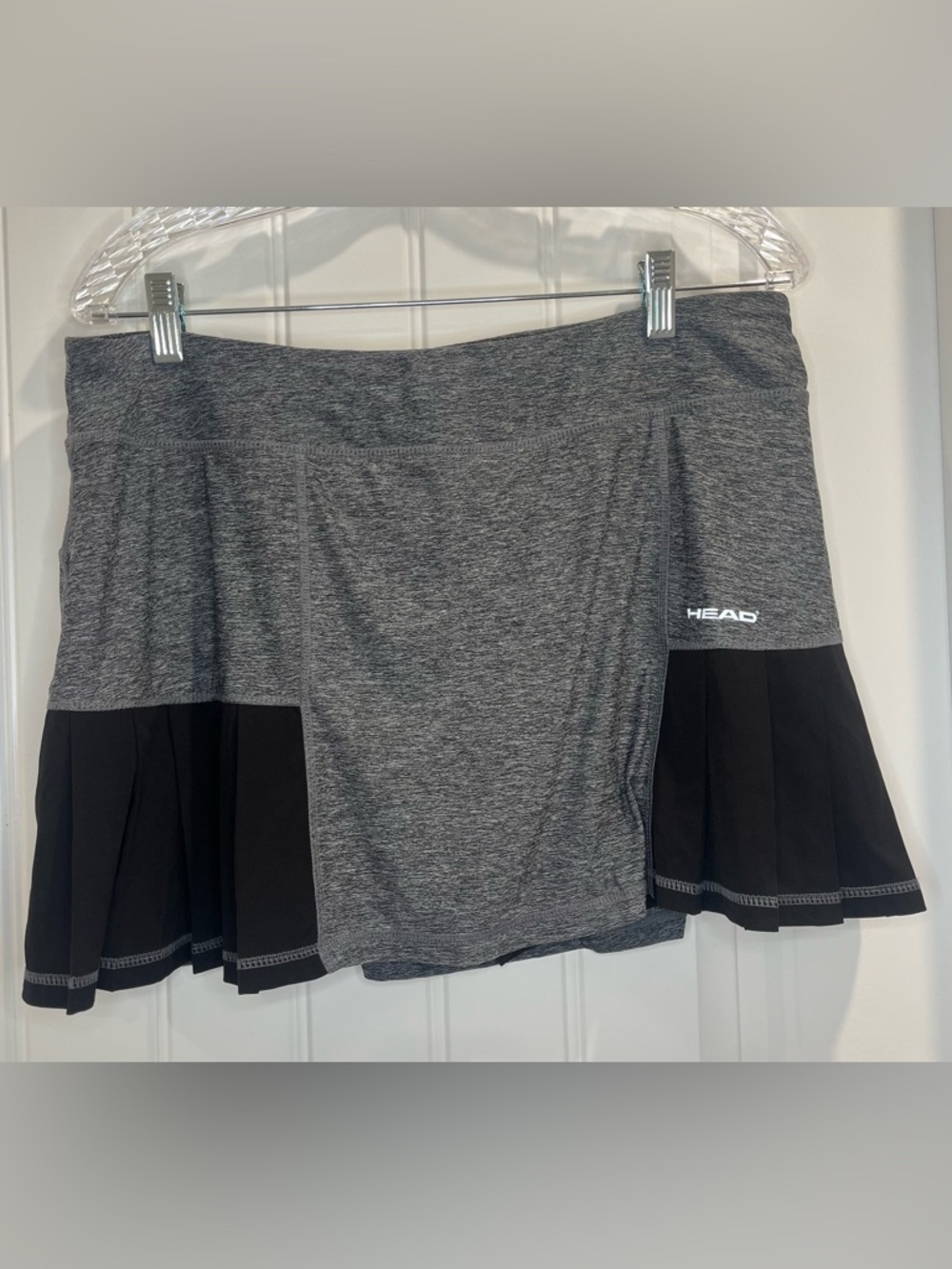 Women’s Head Grey and Black Athletic Tennis Skirt with shorts and pocket Size XL